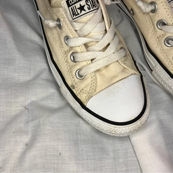 Woman’s Canvas All Star slip on shoes - Picture 7 of 11